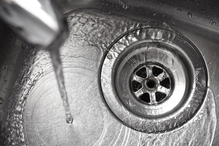 Our local Turnham Green plumbers can install and repair radiators for properties in Turnham Green and the local area. 